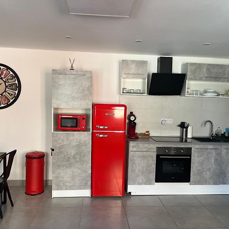 Charmant Appartement Climatise Quartier Las Cobas แปร์ปินญอง ภายนอก รูปภาพ