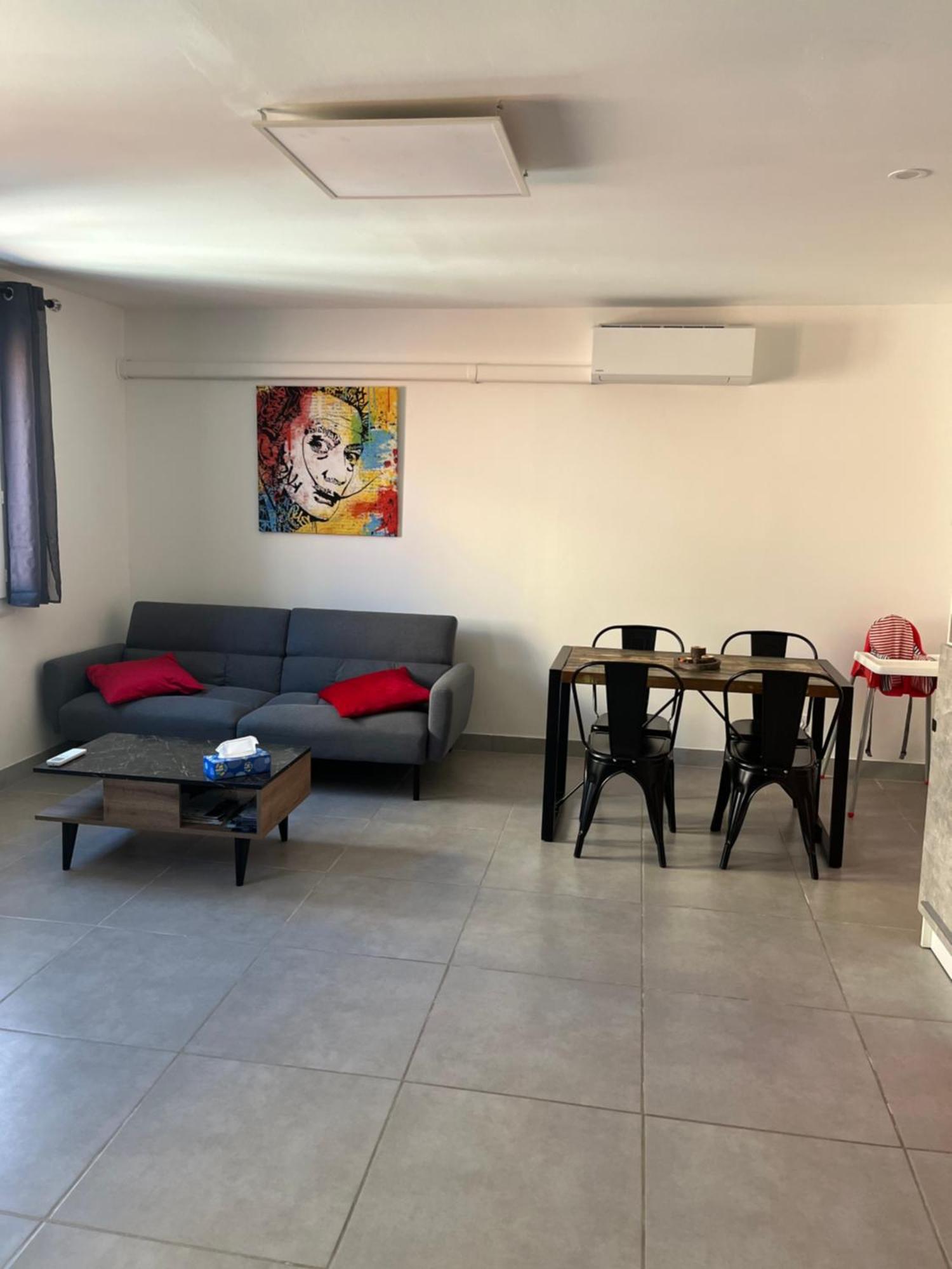 Charmant Appartement Climatise Quartier Las Cobas แปร์ปินญอง ภายนอก รูปภาพ